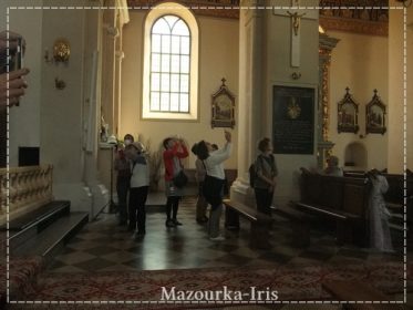 ワルシャワ観光おすすめショパン生家ジェラゾヴァヴォラブロフフ聖ロフ教会