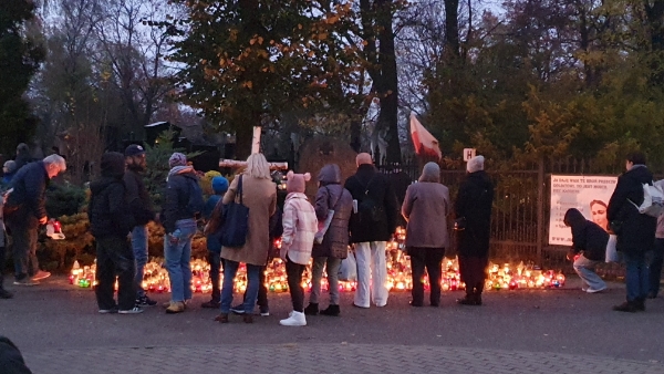 2024死者の日świętozmarłychポーランド11月秋